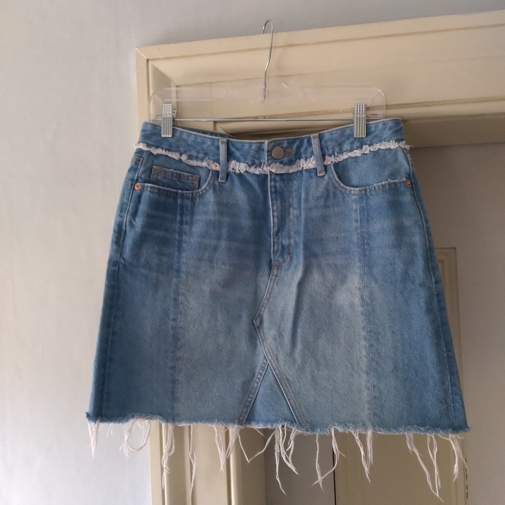 Ann Taylor denim frayed detail shirt. NWT. 6